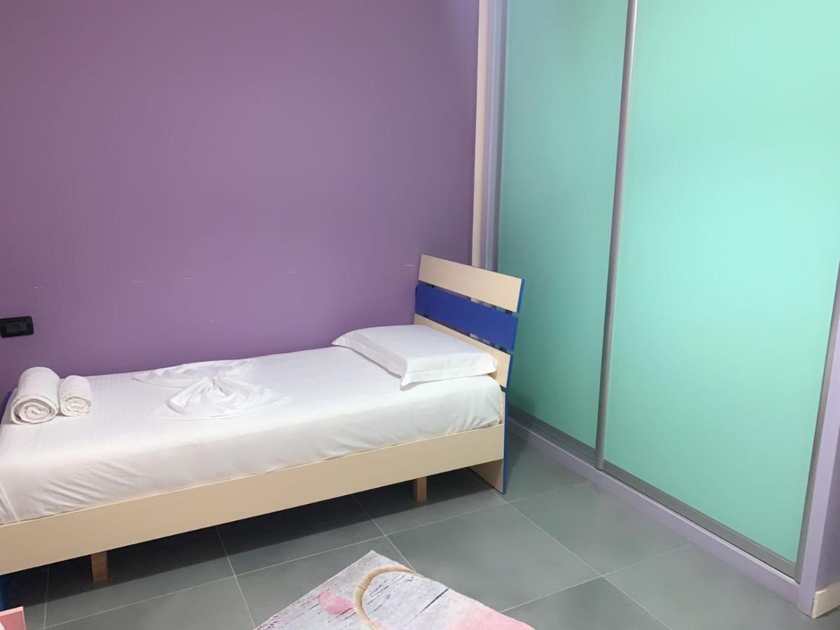 דירות Vlorë Apartament Dean מראה חיצוני תמונה